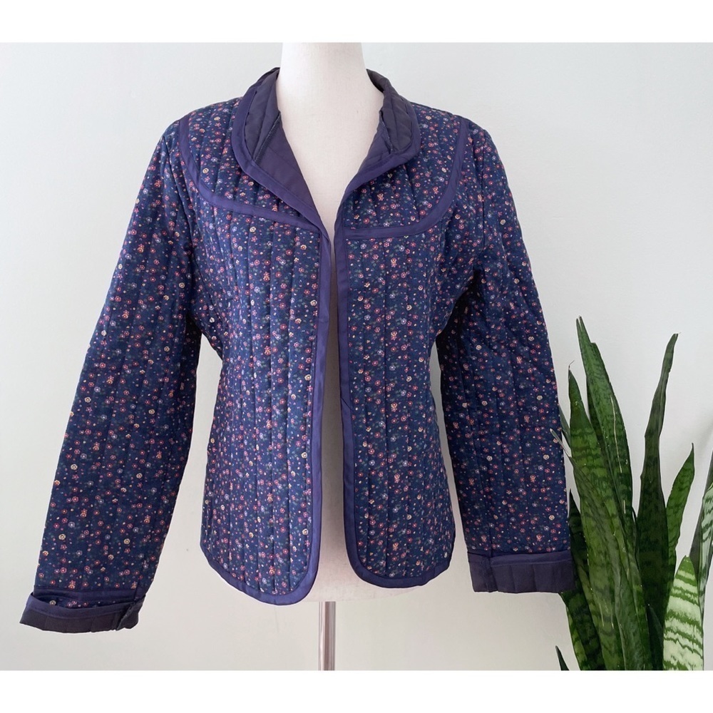 Vintage 1970s Daisy Floral Garden Calico Navy Blue Quilted Jacket Small Medium
